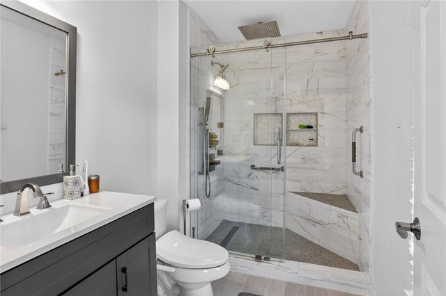 2502 Regency Lake Drive, Marietta, GA 30062