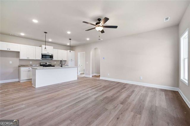 106 Winston Way, Carrollton, GA 30117