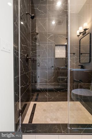 505 ADELMAN CIR SW, Vienna, VA 22180