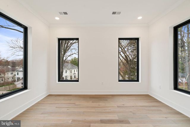 505 ADELMAN CIR SW, Vienna, VA 22180