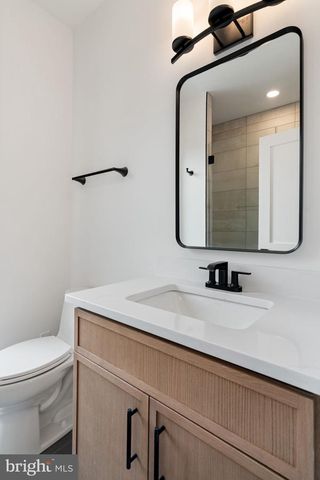 505 ADELMAN CIR SW, Vienna, VA 22180