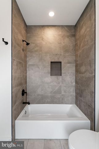 505 ADELMAN CIR SW, Vienna, VA 22180