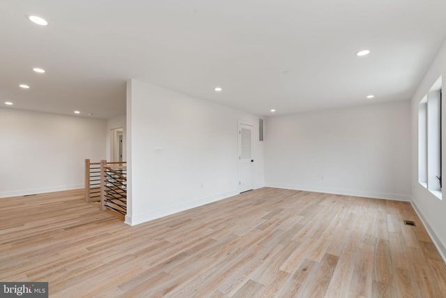 505 ADELMAN CIR SW, Vienna, VA 22180