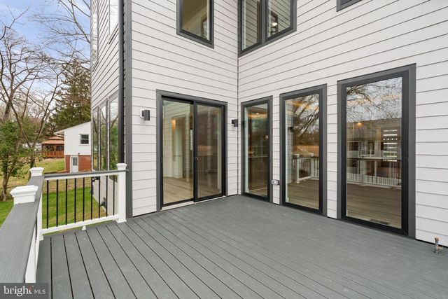 505 ADELMAN CIR SW, Vienna, VA 22180