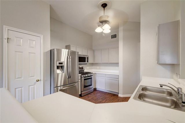 7509 Spivey DR, Austin, TX 78749