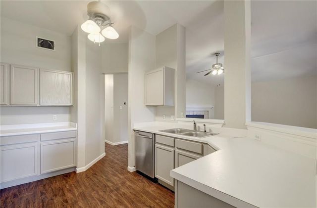 7509 Spivey DR, Austin, TX 78749