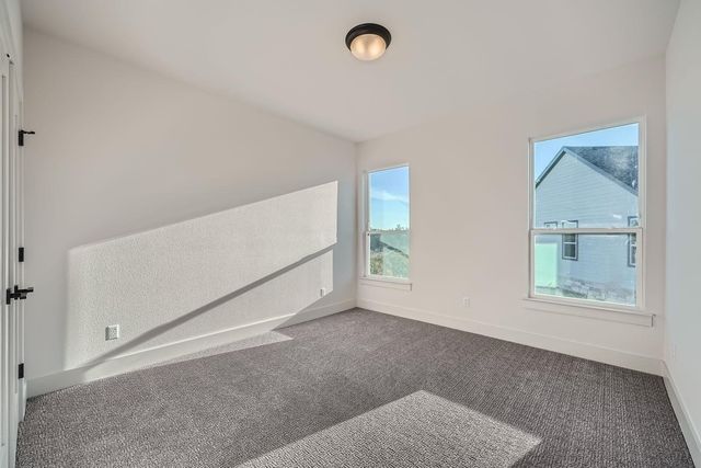 1531 N Red Bud LN 27, Round Rock, TX 78665