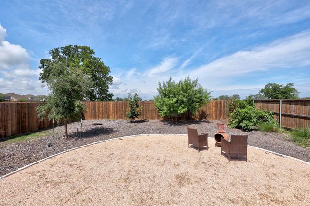 321 Bella Luna WAY, Liberty Hill, TX 78642