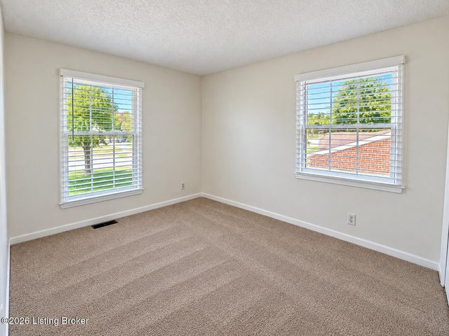 4317 Timothy Way, Crestwood, KY 40014