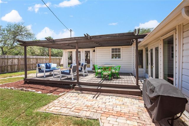 3302 Manitou St, Corpus Christi, TX 78411