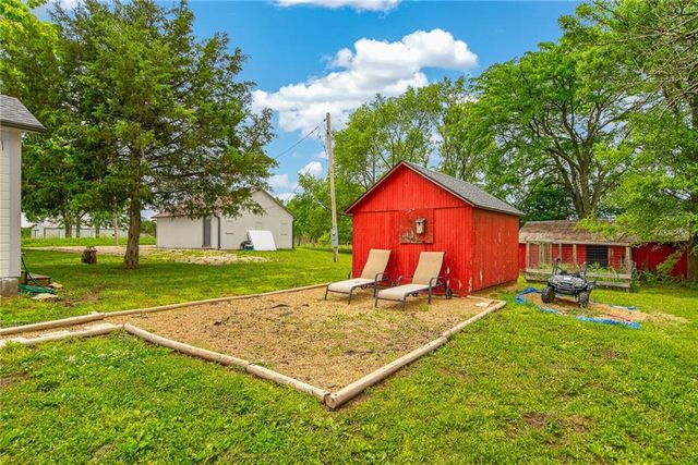 25406 E 267th Street, Harrisonville, MO 64701