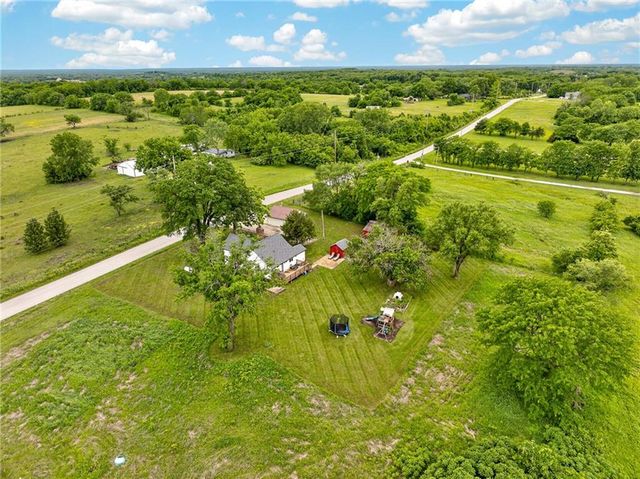 25406 E 267th Street, Harrisonville, MO 64701