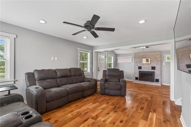 25406 E 267th Street, Harrisonville, MO 64701