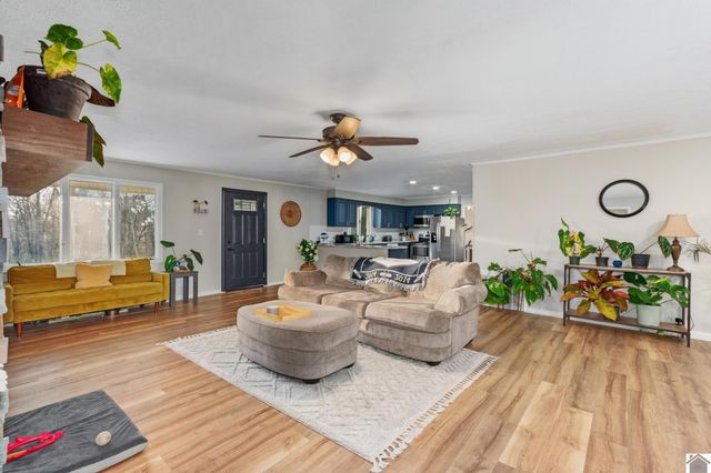 51 Hook Lane, Benton, KY 42025