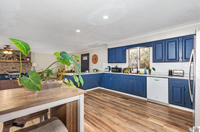 51 Hook Lane, Benton, KY 42025