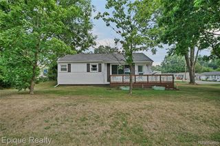 6201 Mercury Avenue, Burton, MI 48509
