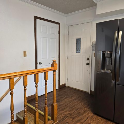 409 S 1st Street, Marshall, MN 56258