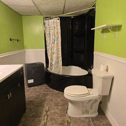 409 S 1st Street, Marshall, MN 56258