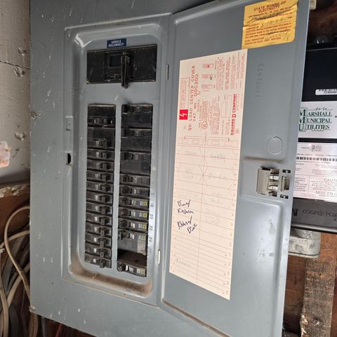 409 S 1st Street, Marshall, MN 56258