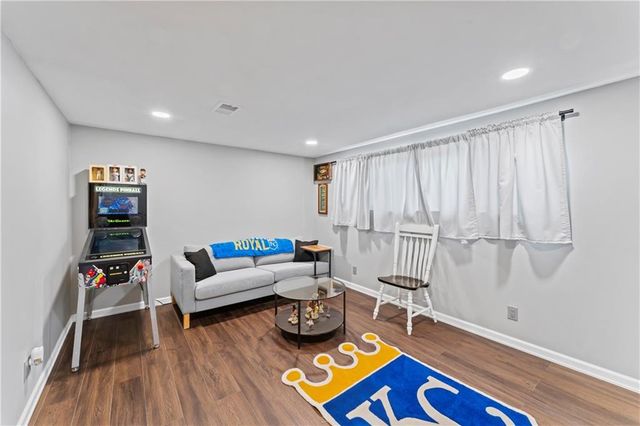 10708 E 301ST Street, Drexel, MO 64742