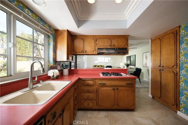 5071 Cambridge, Westminster, CA 92683