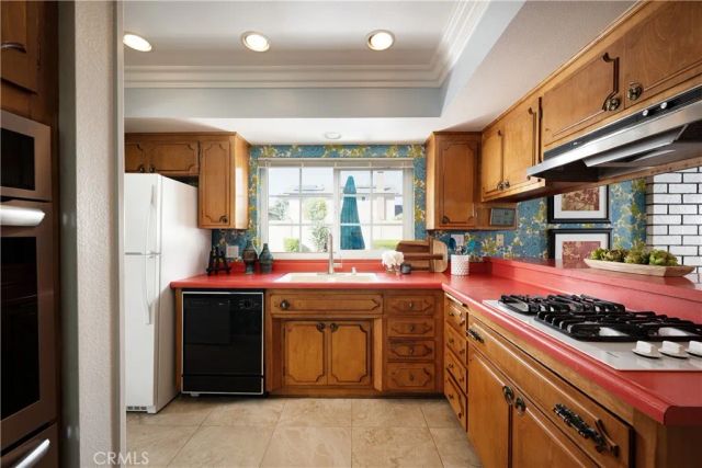 5071 Cambridge, Westminster, CA 92683