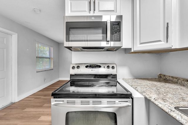 232 SE 9th Avenue 2, Pompano Beach, FL 33060