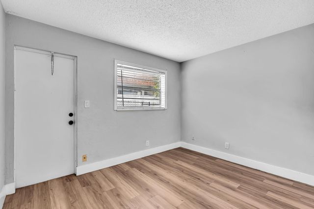 232 SE 9th Avenue 2, Pompano Beach, FL 33060