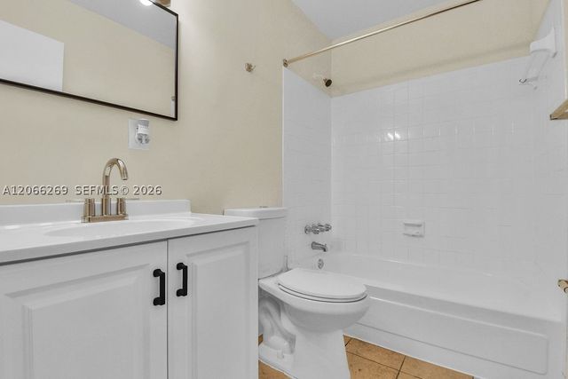 18947 NW 45th Ave 1, Miami Gardens, FL 33055