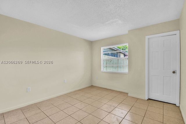 18947 NW 45th Ave 1, Miami Gardens, FL 33055