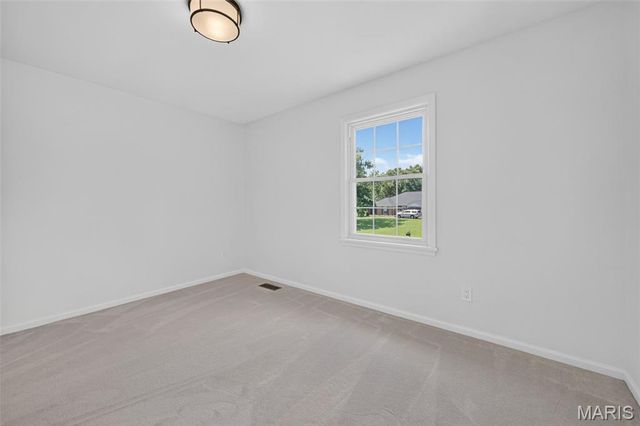 12529 Windmoor Place, Town And Country, MO 63131