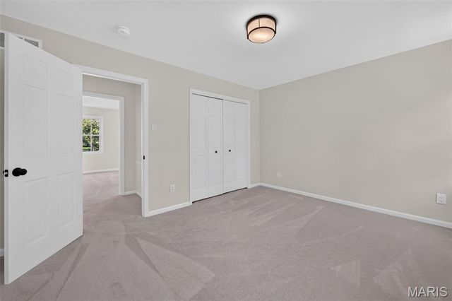 12529 Windmoor Place, Town And Country, MO 63131