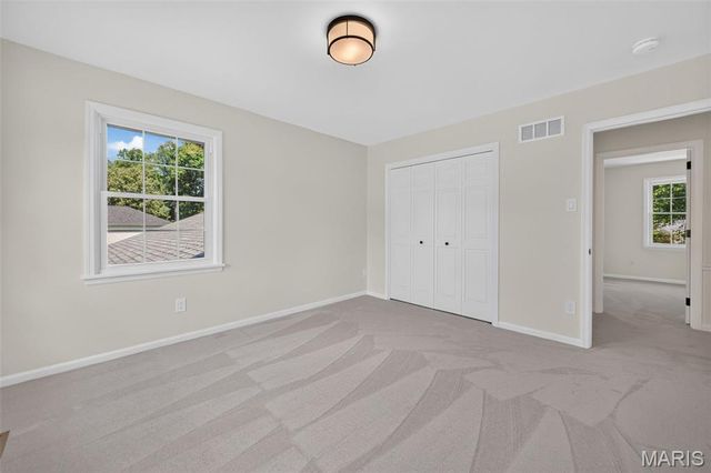12529 Windmoor Place, Town And Country, MO 63131