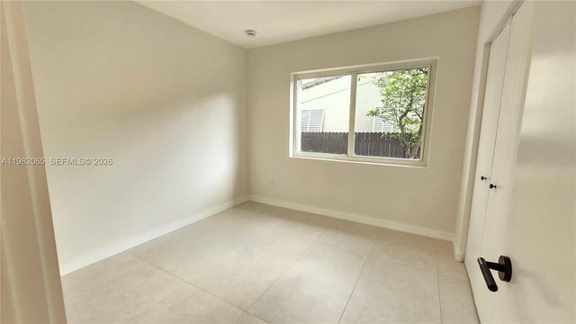 2365 SW 21st Ave, Miami, FL 33145