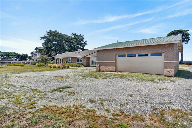 260 Giberson Road, Moss Landing, CA 95039