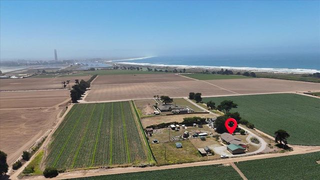 260 Giberson Road, Moss Landing, CA 95039