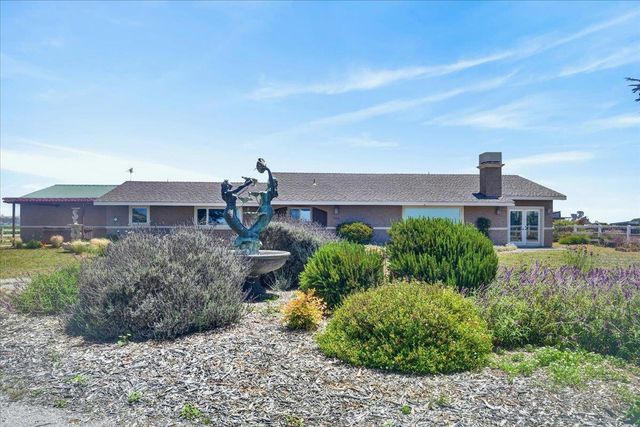 260 Giberson Road, Moss Landing, CA 95039