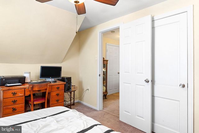 553 W KINGS HWY, Audubon, NJ 08106