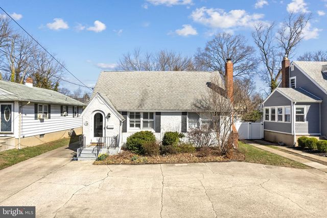 553 W KINGS HWY, Audubon, NJ 08106