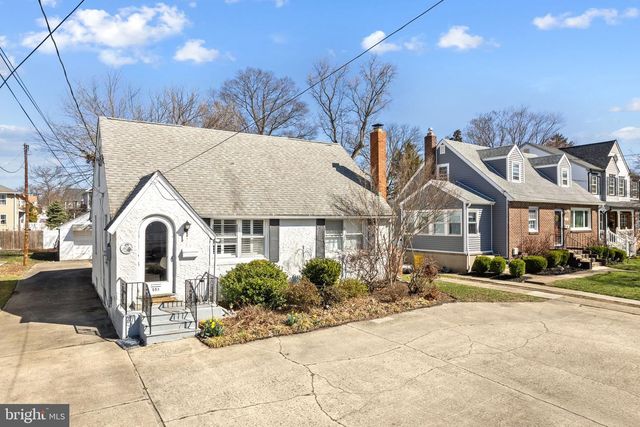 553 W KINGS HWY, Audubon, NJ 08106