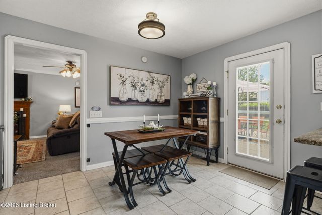 885 Hayden School Rd, Elizabethtown, KY 42701
