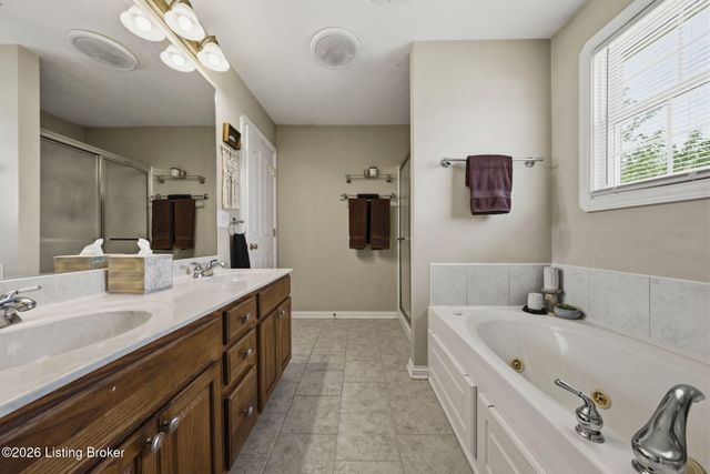 885 Hayden School Rd, Elizabethtown, KY 42701