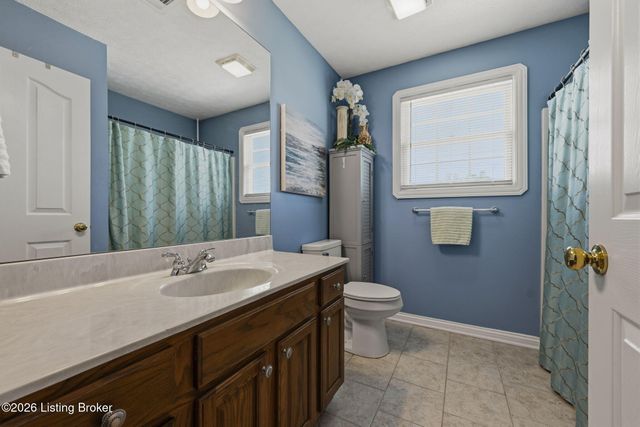 885 Hayden School Rd, Elizabethtown, KY 42701