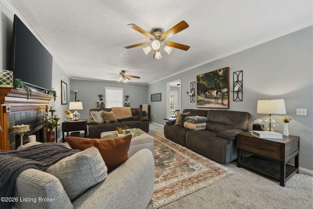 885 Hayden School Rd, Elizabethtown, KY 42701