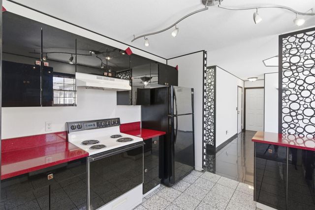 110 Stone Circle, Branson, MO 65616