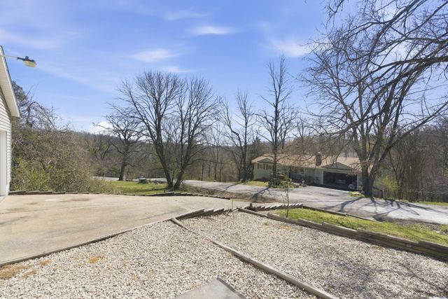110 Stone Circle, Branson, MO 65616