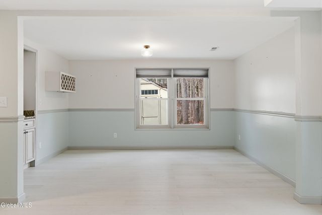 18 Glade Mallow Road, Malta, NY 12020