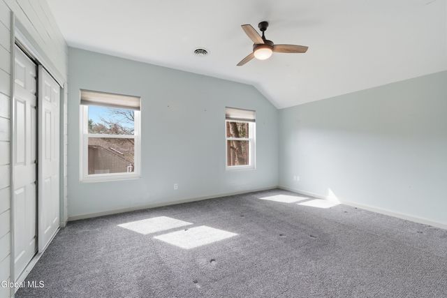 18 Glade Mallow Road, Malta, NY 12020