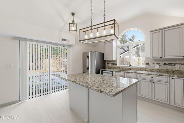 18 Glade Mallow Road, Malta, NY 12020