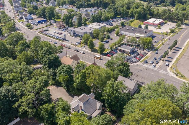 18 Arch Street, Manchester, CT 06040